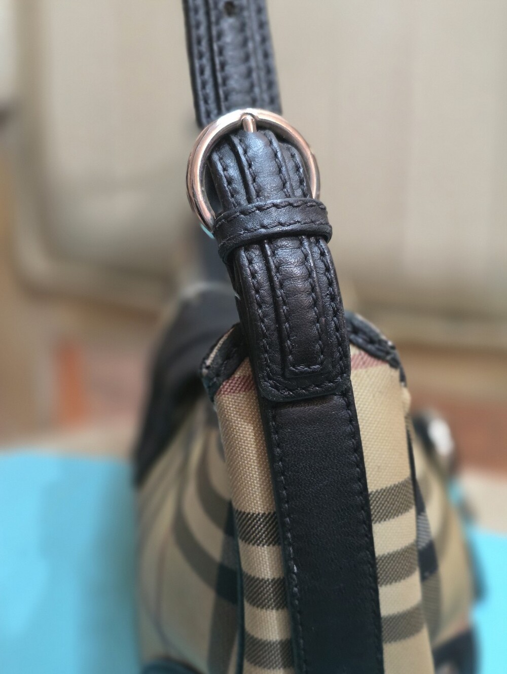 GENUINE BURBERRY PURSE SATCHEL GOOD PRE OWNED CONDITION SEE DESCRIPTION - Picture 6 of 17